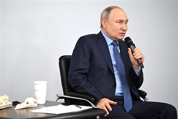 Putin: &Prime;Esirlerin olduğu uçağı vuran füze, Ukrayna kontrolündeki topraklardan atıldı&Prime;