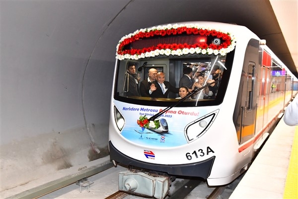 Narlıdere Metrosu ile 7 bin 750 araç trafikten azalacak