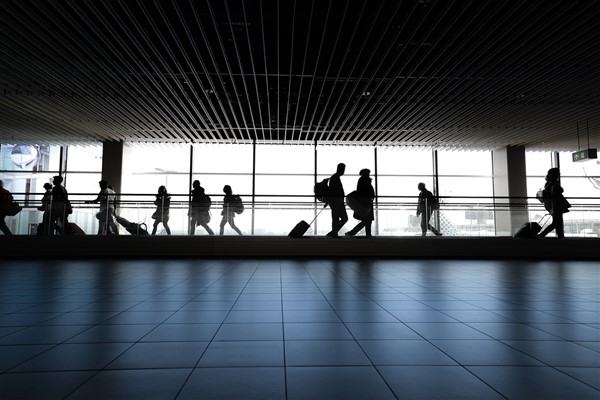 Bakan Ersoy: ″Havayolu sektörümüzde yolcu ve uçuş sayısındaki artışlar sürecek″