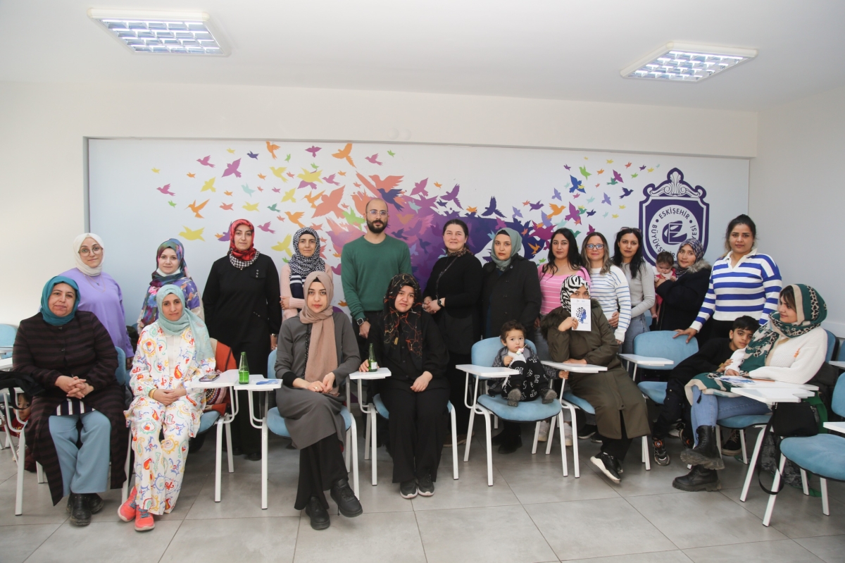 Eskişehir'in Kadın Hakları Projesi’nde 6 grup eğitimleri başladı
