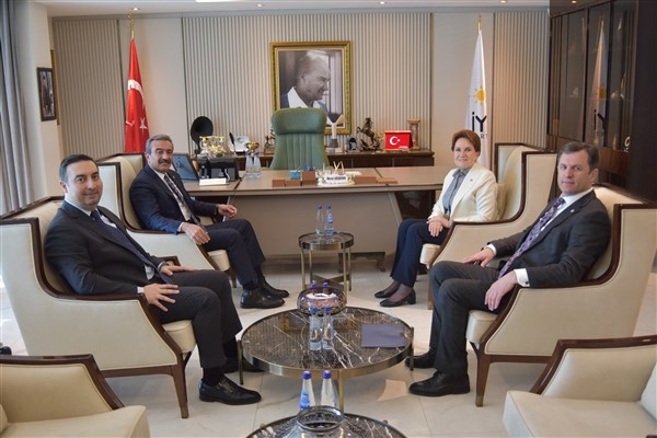 Akşener, Çukurova Belediye Başkan adayı Çetin'i kabul etti