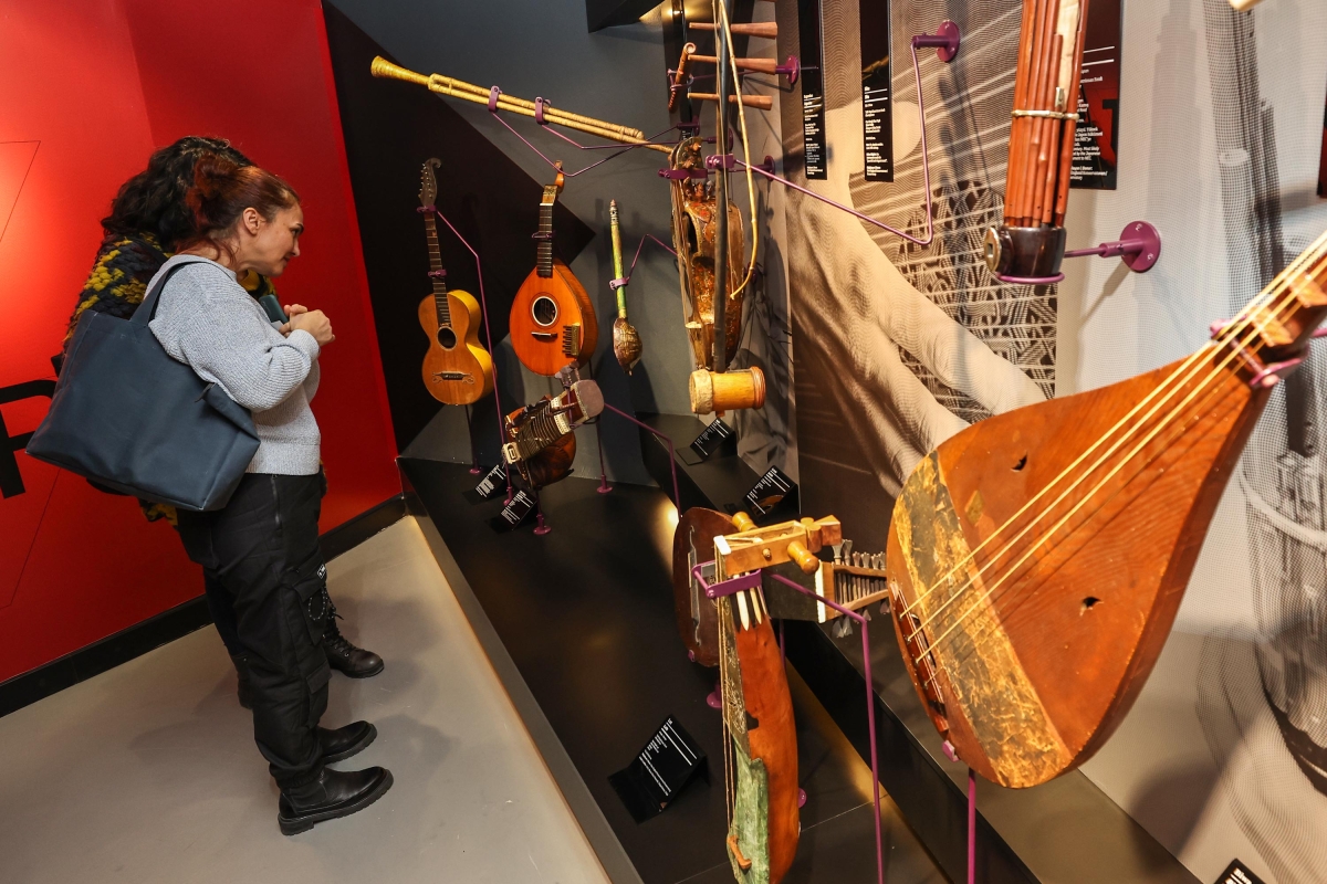 New England Konservatuvarı'nın bağışladığı enstrümanlar Müzik Enstrümanları Müzesi'nde