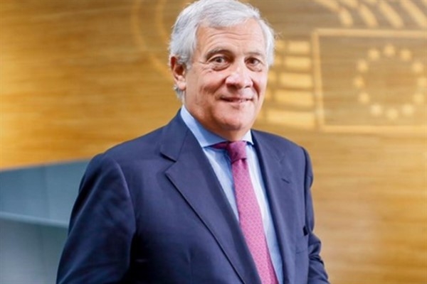 Tajani, İtalyan büyükelçiyi yıl dönümünde andı