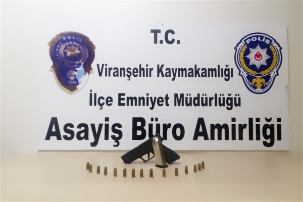 Viranşehir 'de aranan şahıslara operasyon düzenlendi