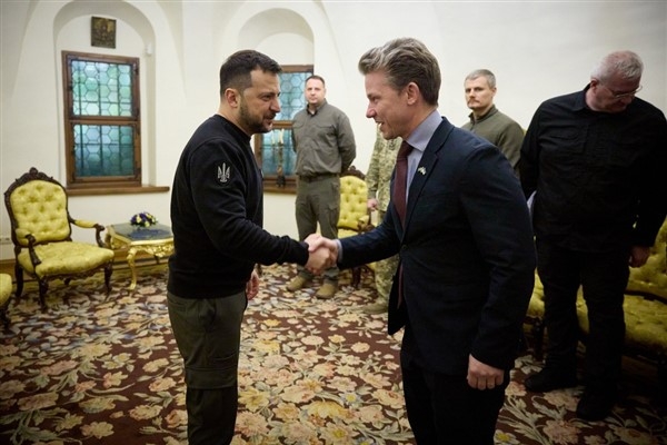 Zelenski, İsveç Savunma Bakanı Jonson ile görüştü