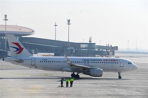 Çin'de uluslararası tarifeli uçuşlar salgın öncesi seviyeye dönüyor