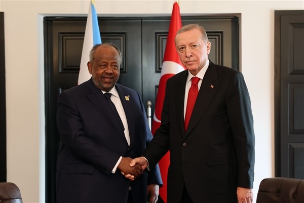 Cumhurbaşkanı Erdoğan, Cibuti Cumhurbaşkanı Guelleh ile görüştü