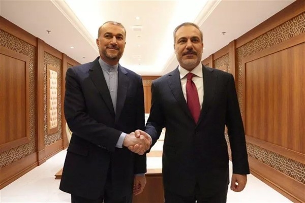 İran Dışişleri Bakanı Abdullahiyan, Türkiye Cumhuriyeti Dışişleri Bakanı Fidan ile görüştü