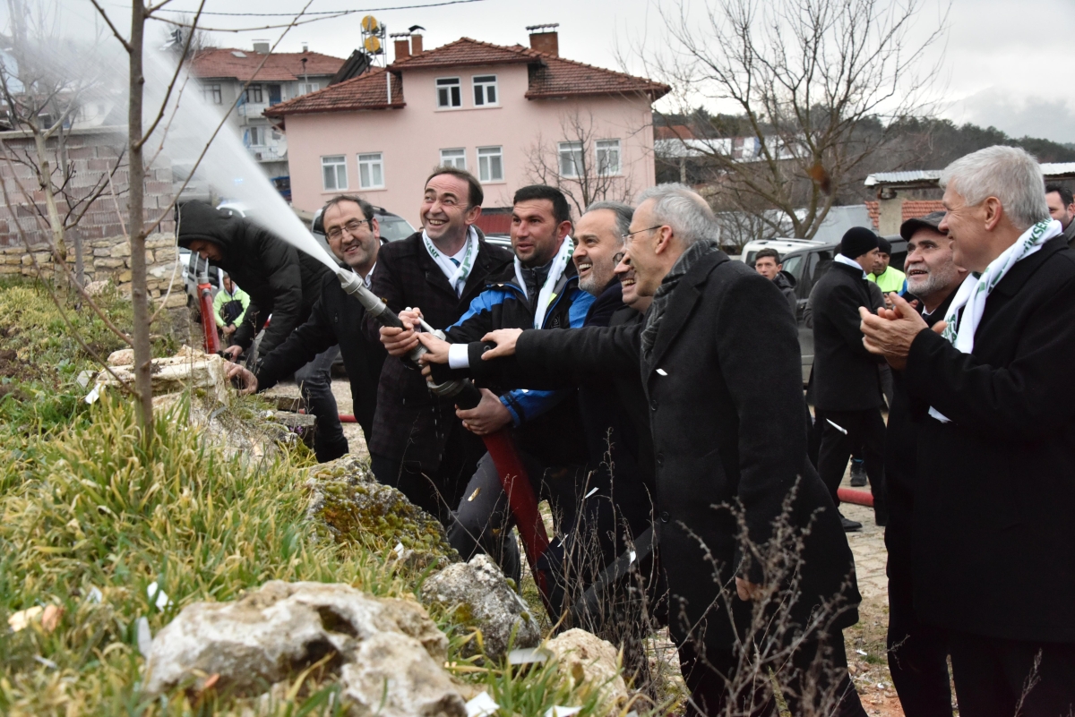 Bursa'da 8 mahalle içme suyuna kavuştu