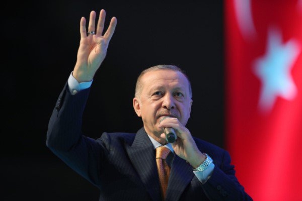 Erdoğan: Devir kavga veya çekişme değil, birlik olup zulme set çekme devridir