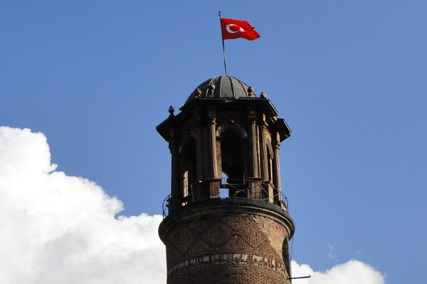 Bakan Tekin'den Erzurum’un düşman işgalinden kurtuluşunun 106. yıl dönümü mesajı