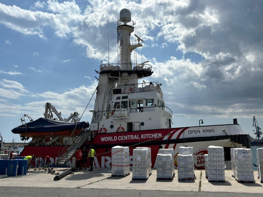 Gazze'ye yardım gemisi Larnaka'dan yola çıktı