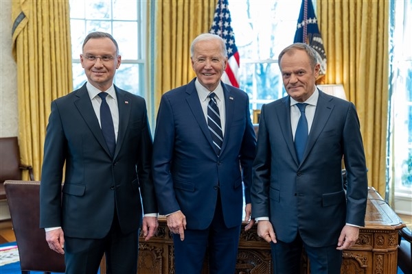 Biden, Polonya Cumhurbaşkanı Duda ve Polonya Başbakanı Tusk ile görüştü