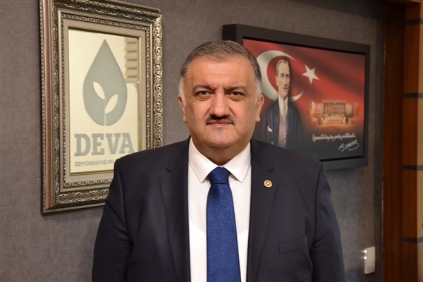 DEVA Partili Karal: “Türkiye Babacan döneminde altın yıllarını yaşadı”