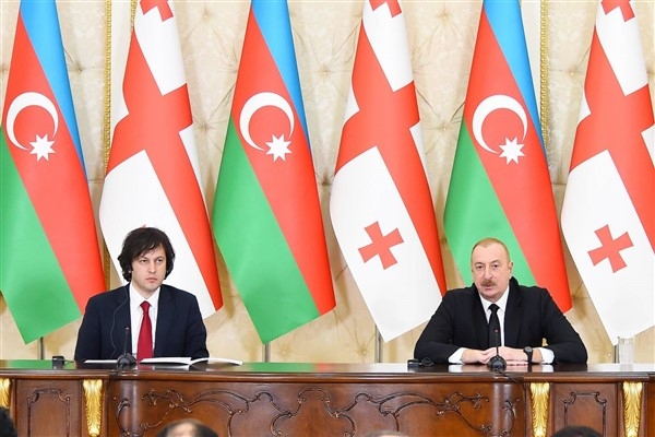 Azerbaycan Cumhurbaşkanı Aliyev, Gürcistan Başbakanı Kobahidze ile görüştü