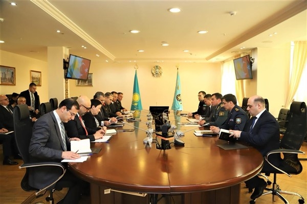 Milli Savunma Bakan Yardımcısı Durdalı’nın Kazakistan temasları