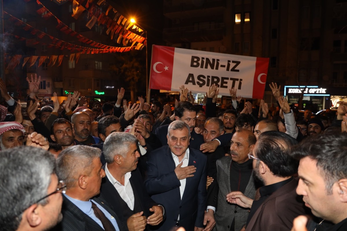 Bini İz Aşiretinden Başkan Beyazgüle Coşkulu Destek