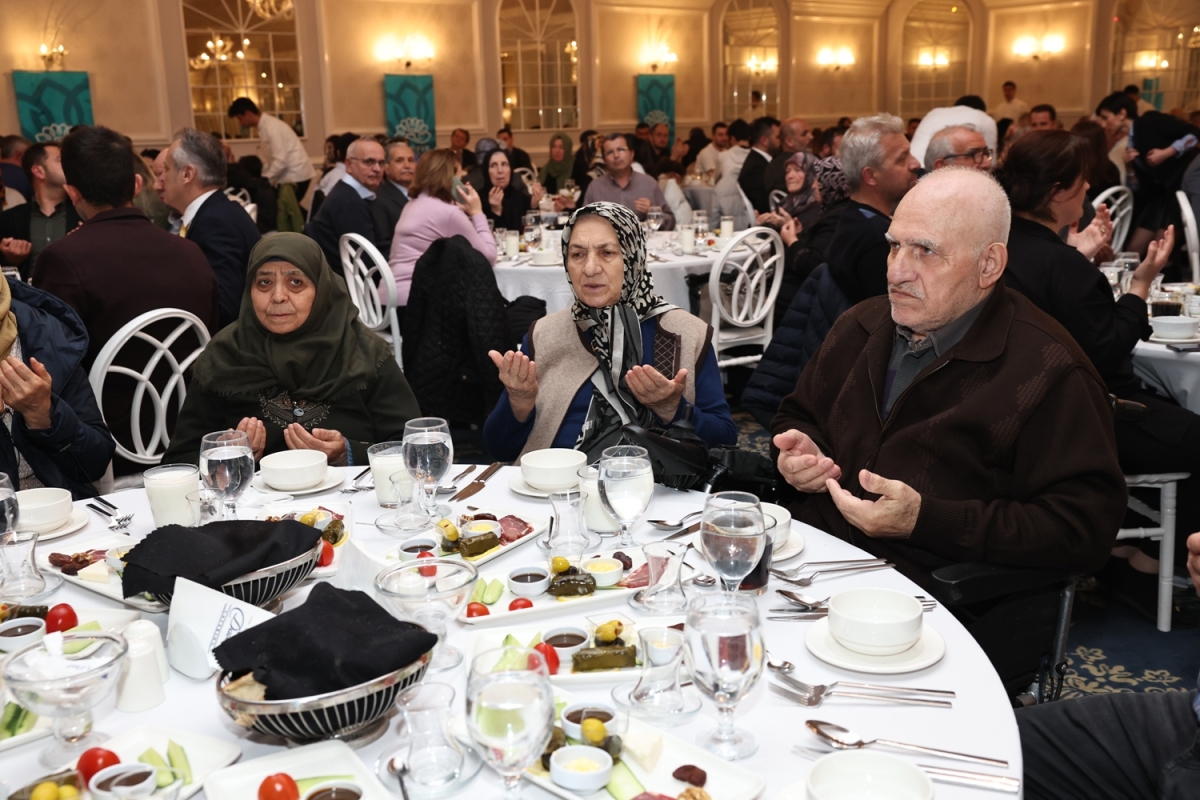 Şehit aileleri ve gaziler Nilüfer Belediyesi iftarında bir araya geldi
