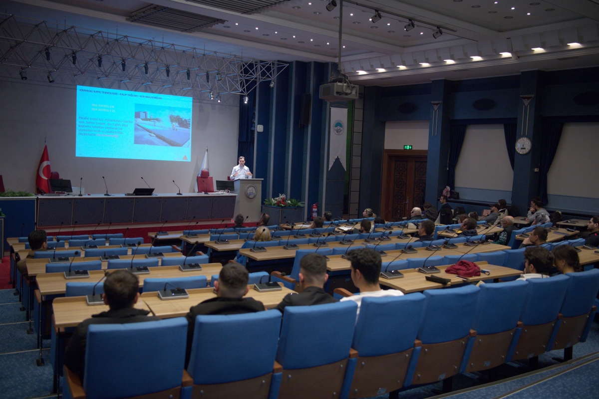 ''Beton Katkıları ve Güçlendirme Kimyasalları'' konulu seminer düzenlendi