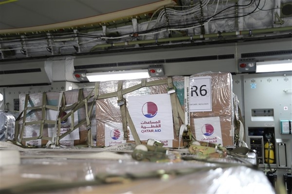 Katar, Sudan’a 40 ton gıda ve yardım malzemesi gönderdi