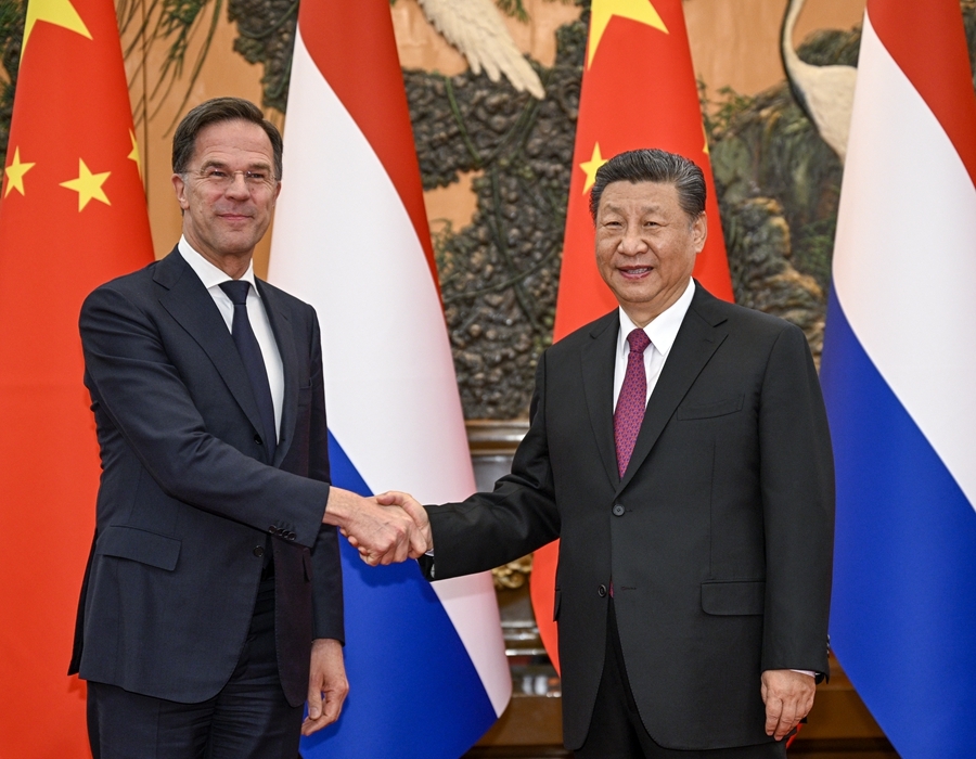 Cumhurbaşkanı Xi Hollanda Başbakanı Mark Rutte'yi kabul etti