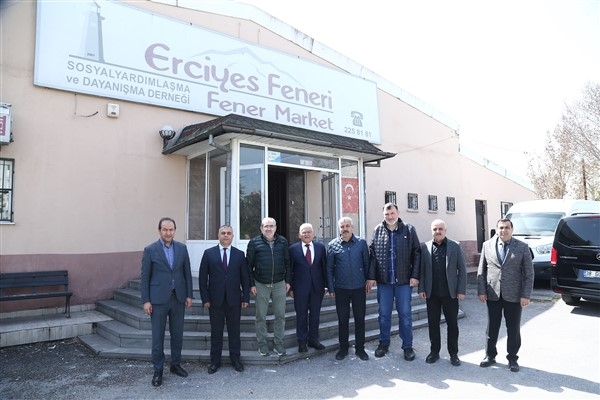Başkan Büyükkılıç, Erciyes Feneri Derneği'ni ziyaret etti