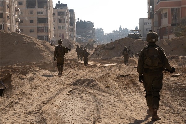 İsrail ordusunun Şifa Hastanesi'ne yönelik operasyonları devam ediyor