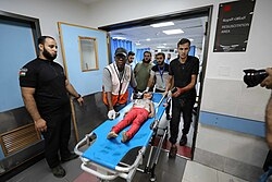 Gazze'deki hava saldırılarında beş uluslararası yardım görevlisi öldürüldü