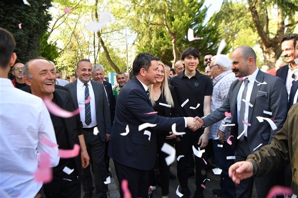 Osmangazi Belediye Başkanı Aydın mazbatasını aldı