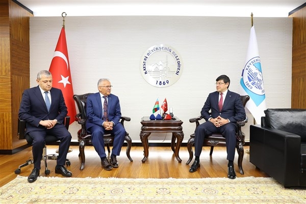 Azerbaycan heyetinden Başkan Büyükkılıç'a ziyaret