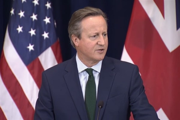 Cameron: İngiltere ve ABD Ukrayna'yı desteklemek konusunda birleşiyor