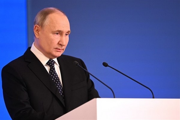 Putin, sel felaketinden etkilenen bölgelerdeki durum hakkında bilgi aldı