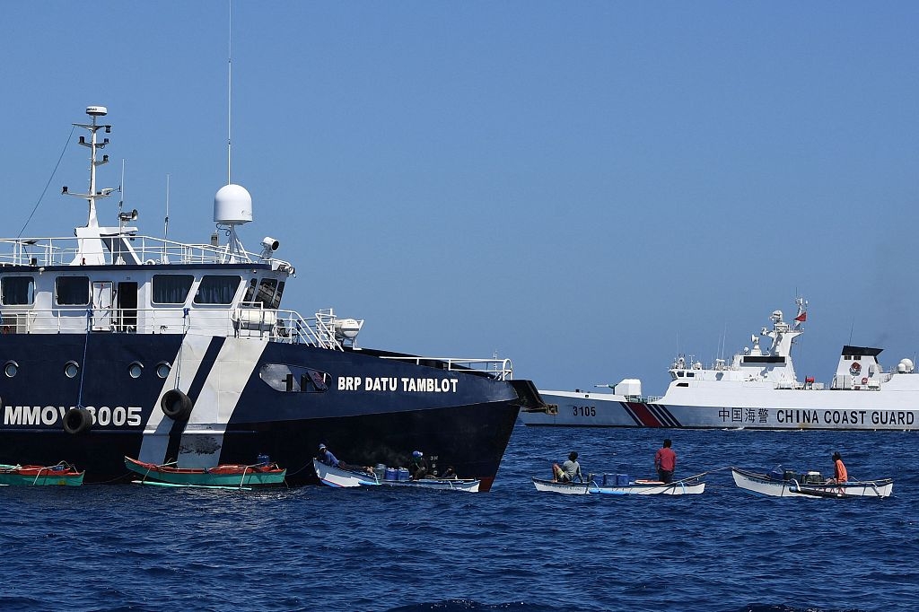 Çin'den Filipinler'e savaş gemisini Ren'ai Resifi'nden uzaklaştırma çağrısı