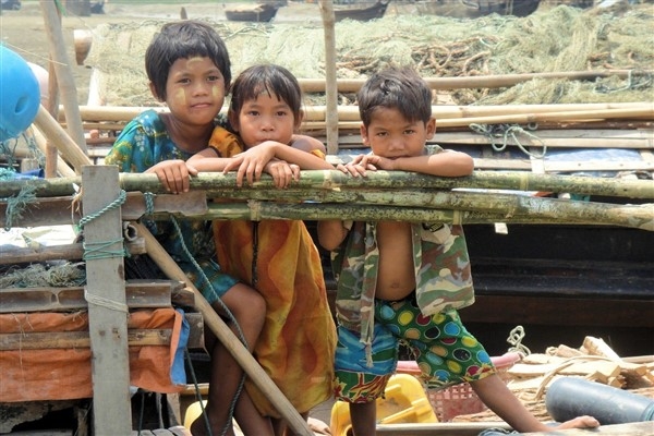 BM: Myanmar'ın orta sınıfı yoksulluğun ortasında yok oluyor