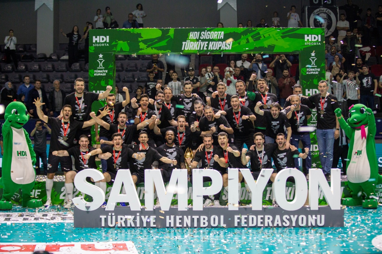 HDI Sigorta Erkekler Türkiye Kupası'nda Beşiktaş Safi Çimento şampiyon oldu