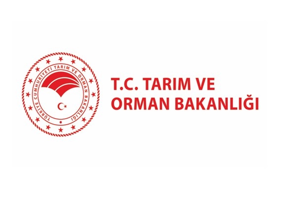 Bakan Yumaklı, Ankara'da bakanlık personeliyle bayramlaştı