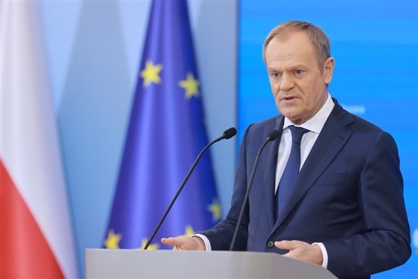 Tusk: Avrupa'nın savunma potansiyeli geliştirken Ukrayna ile mücadeleye destek vermeliyiz