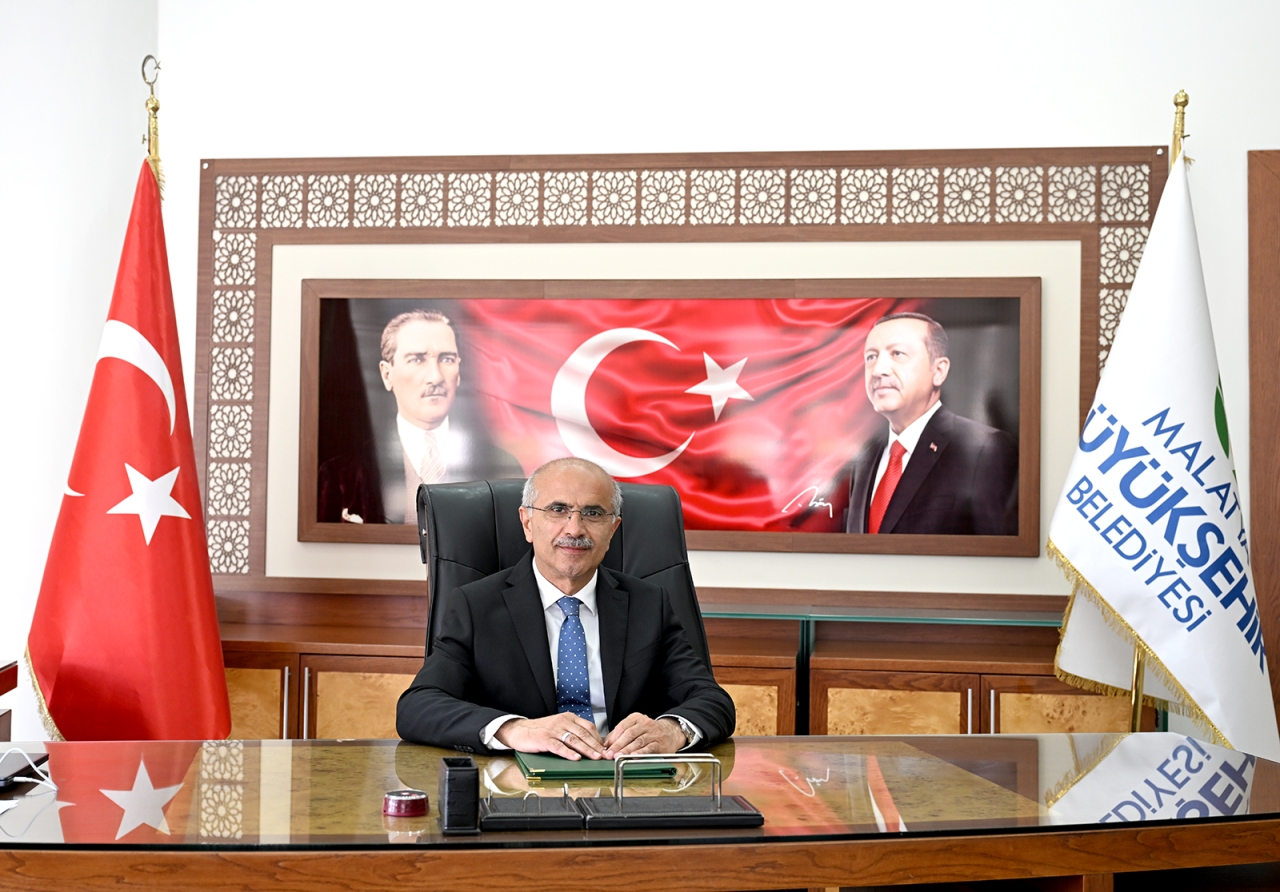 Başkan Er'den Turgut Özal'ın vefatının 31. yıl dönümü mesajı