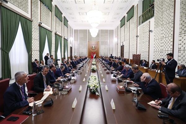 Cumhurbaşkanı Erdoğan, Irak Başbakanı ile heyetler arası görüşme gerçekleştirdi