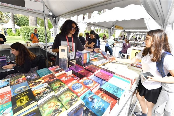 İZKİTAP Fest-İzmir Kitap Fuarı kitapseverleri ağırlıyor