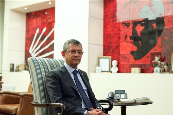 CHP Genel Başkanı Özel, Çağdaş Yaşamı Destekleme Derneği heyetiyle görüştü