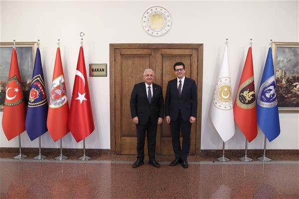 Bakan Güler, Santiago Büyükelçisi olarak atanan Ahmet İhsan Kızıltan’ı kabul etti