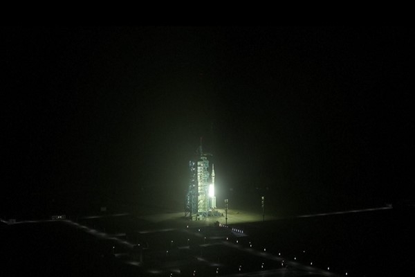Çin, Shenzhou-18 mürettebatlı uzay gemisini fırlattı