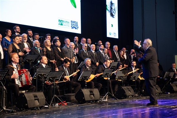 Bursa Büyükşehir Belediyesi'den sanatçı Paşmakçı'ya vefa konseri