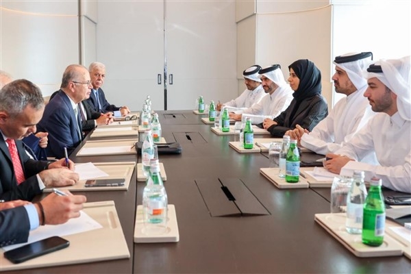Filistin Başbakanı Mustafa, Katar Uluslararası İşbirliğinden Sorumlu Bakanı ile görüştü