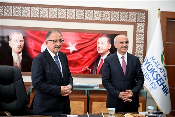 Bakan Özhaseki, Başkan Er'i ziyaret etti