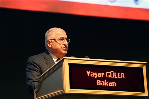 Milli Savunma Bakanı Güler’den Harita Genel Müdürlüğü’nü ziyaret