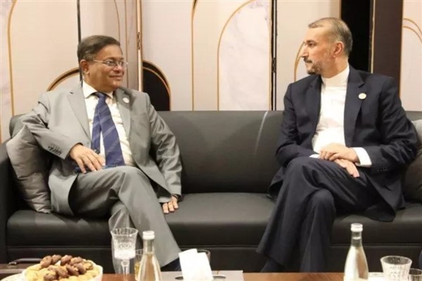 İran Dışişleri Bakanı Abdullahiyan, Bangladeşli mevkidaşı Mahmud ile bir araya geldi