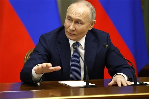 Putin: Rusya ekonomisi, dünya ekonomisinin üzerinde büyüdü