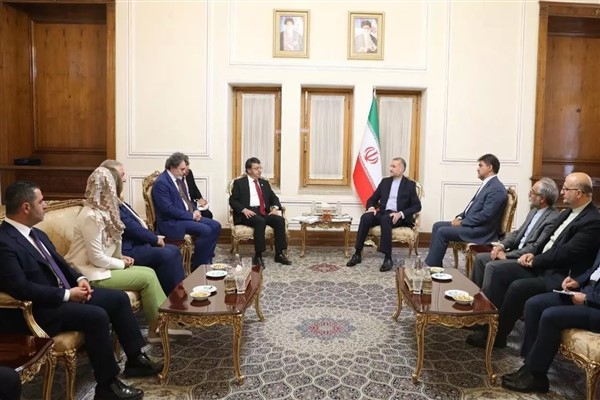 Abdullahiyan, Türkiye-İran Parlamentolararası Dostluk Grubu Başkanı ile görüştü